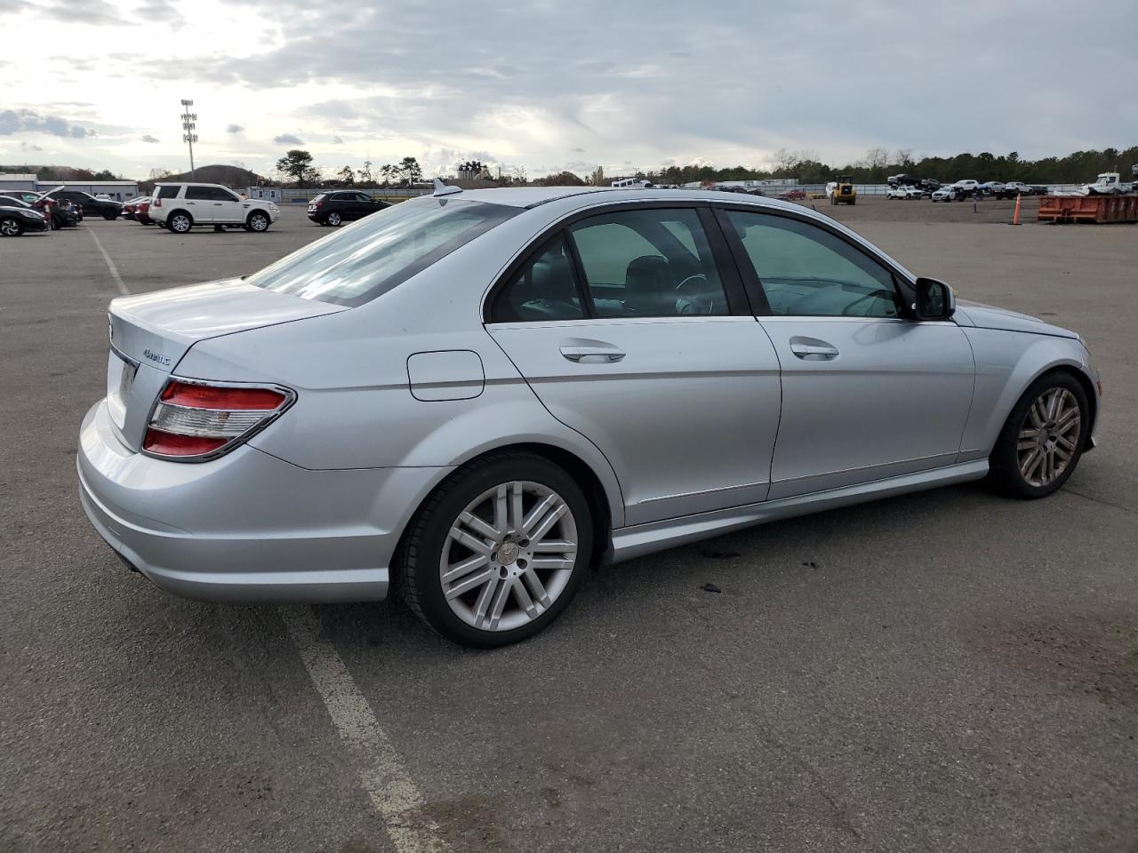 2008 Mercedes-Benz C 300 4Matic - Image 3