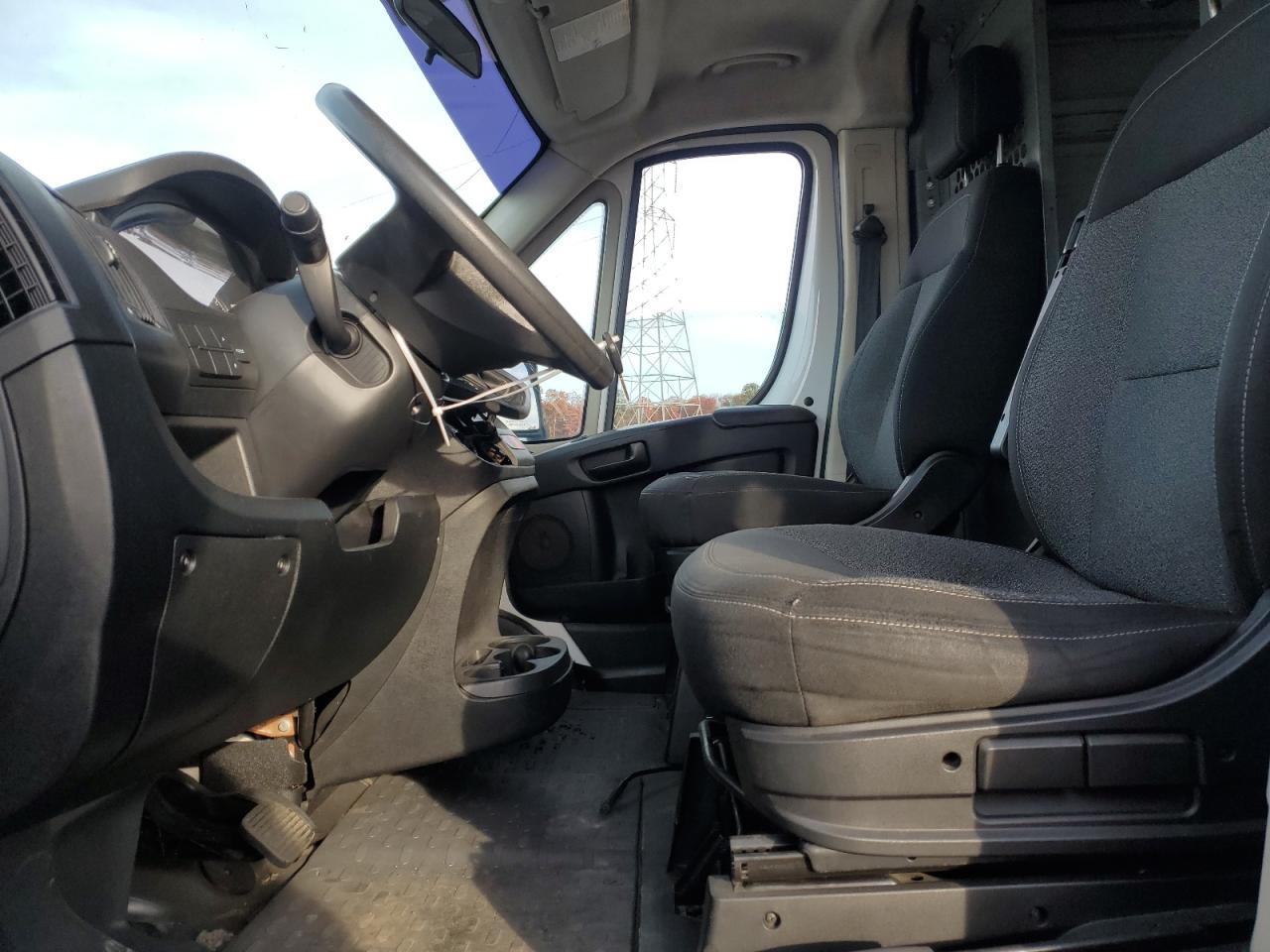 2014 Ram Promaster 2500 Delivery Van - Фото 7