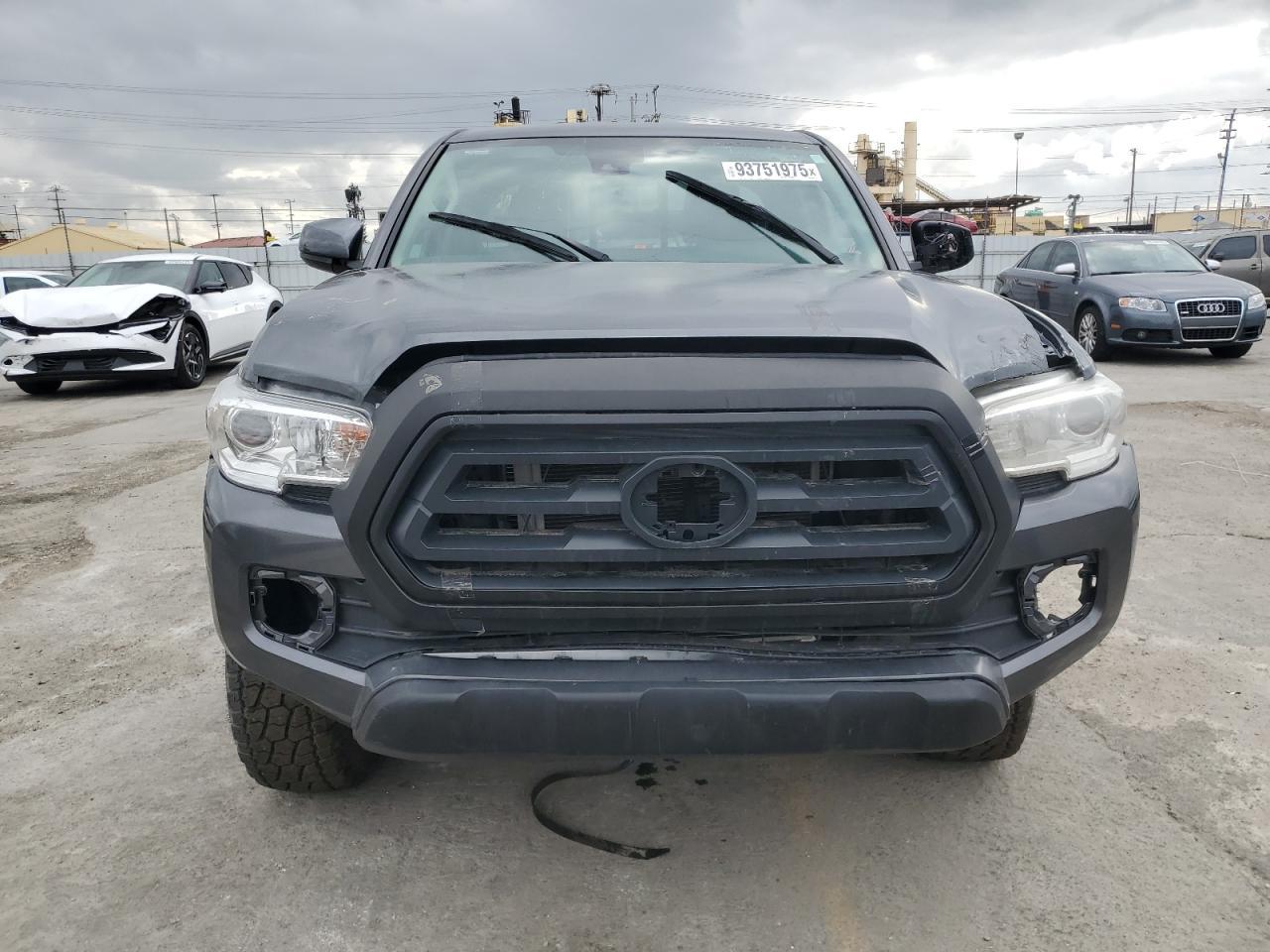 2022 Toyota Tacoma Access Cab - Image 5