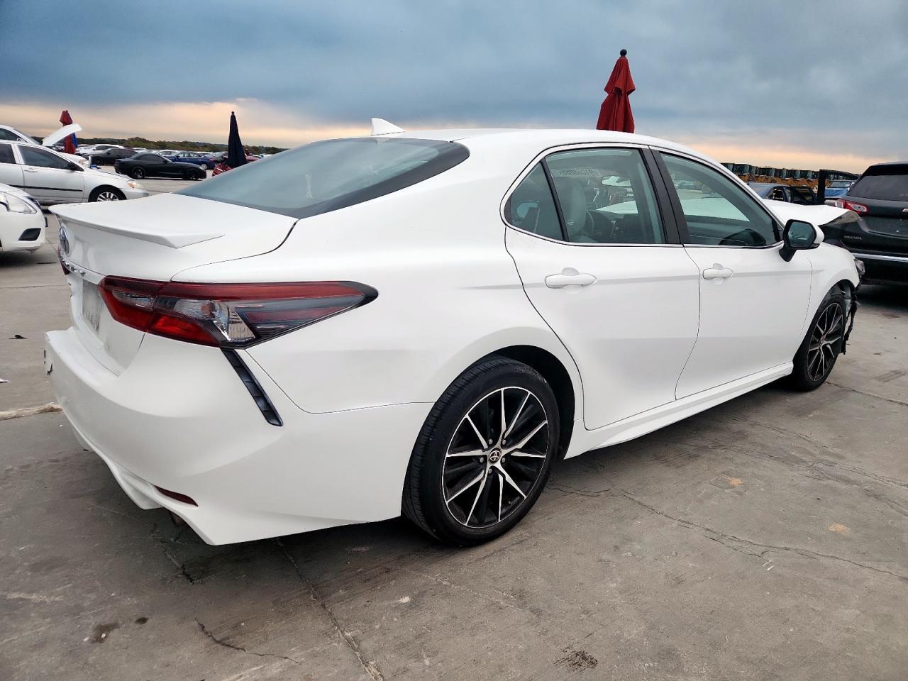 2023 Toyota Camry Se Night Shade - Фото 3