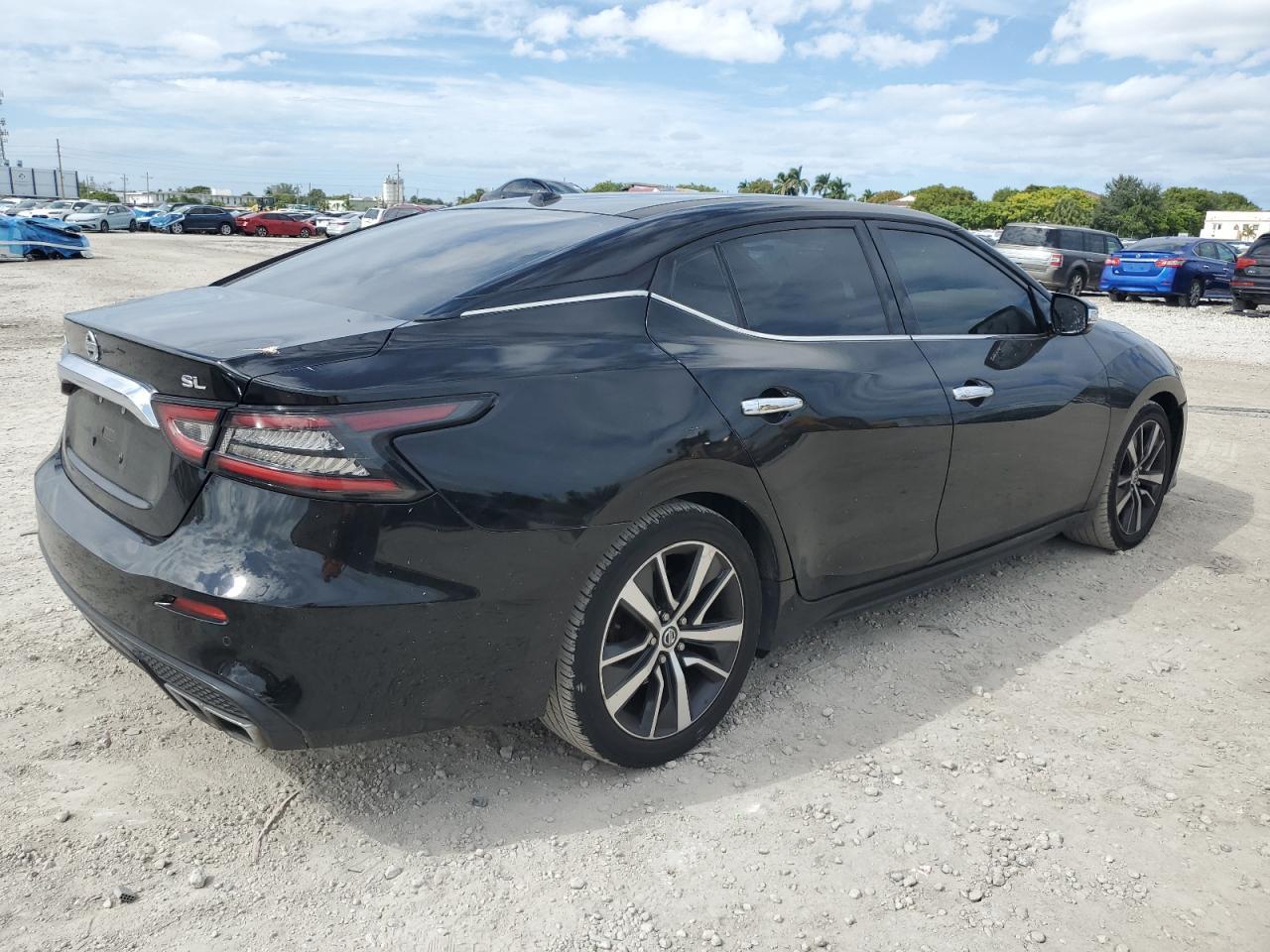 2019 Nissan Maxima S - Image 3