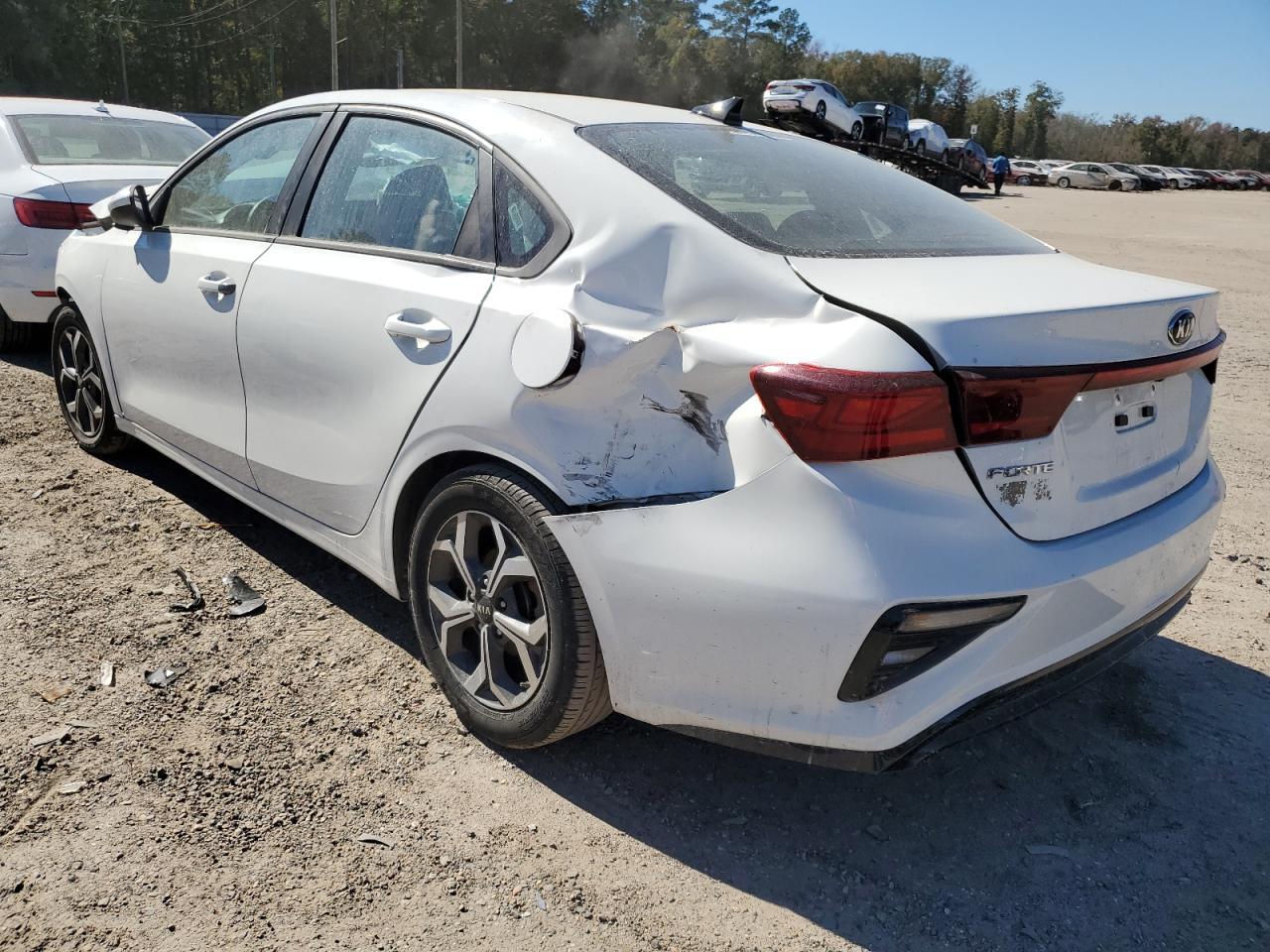 2021 Kia Forte Fe - Фото 2