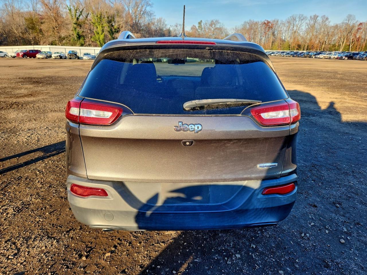 2015 Jeep Cherokee Latitude - Фото 6