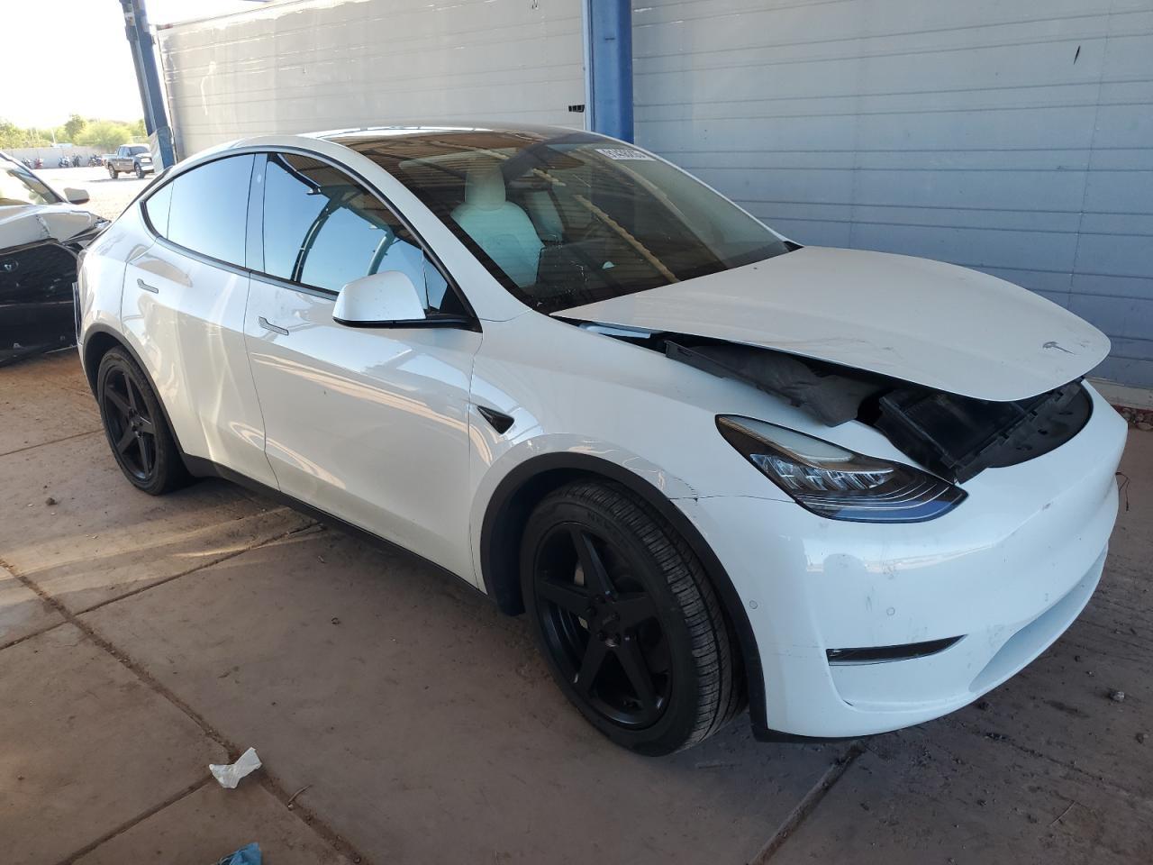 2022 Tesla Model Y - Фото 4