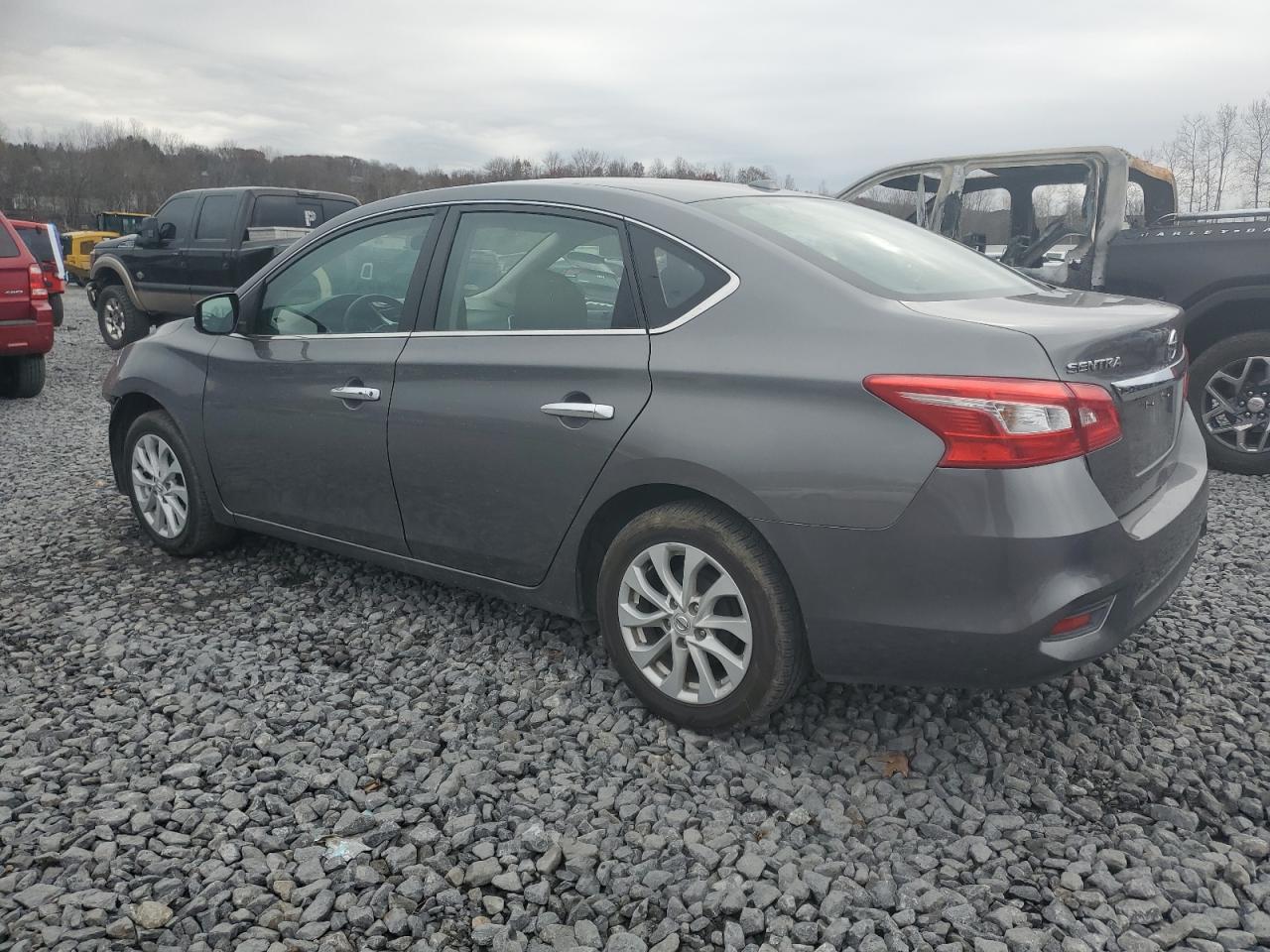 2019 Nissan Sentra S - Фото 2