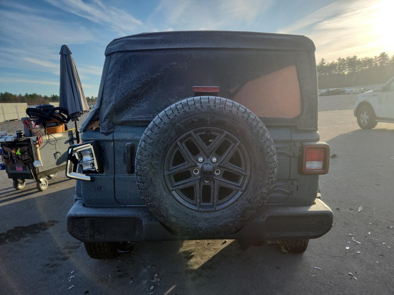 2025 Jeep Wrangler Sport - Фото 6