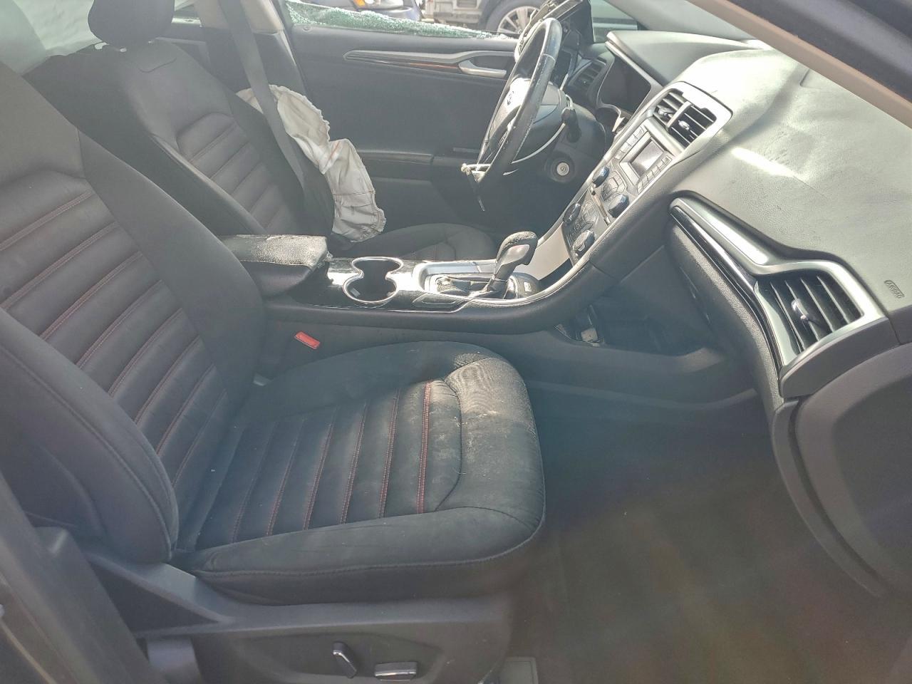 2015 Ford Fusion Se - Фото 7