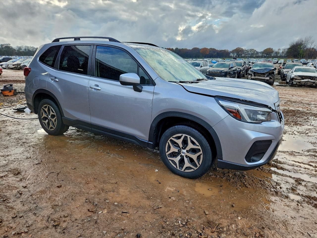 2021 Subaru Forester Premium - Фото 4