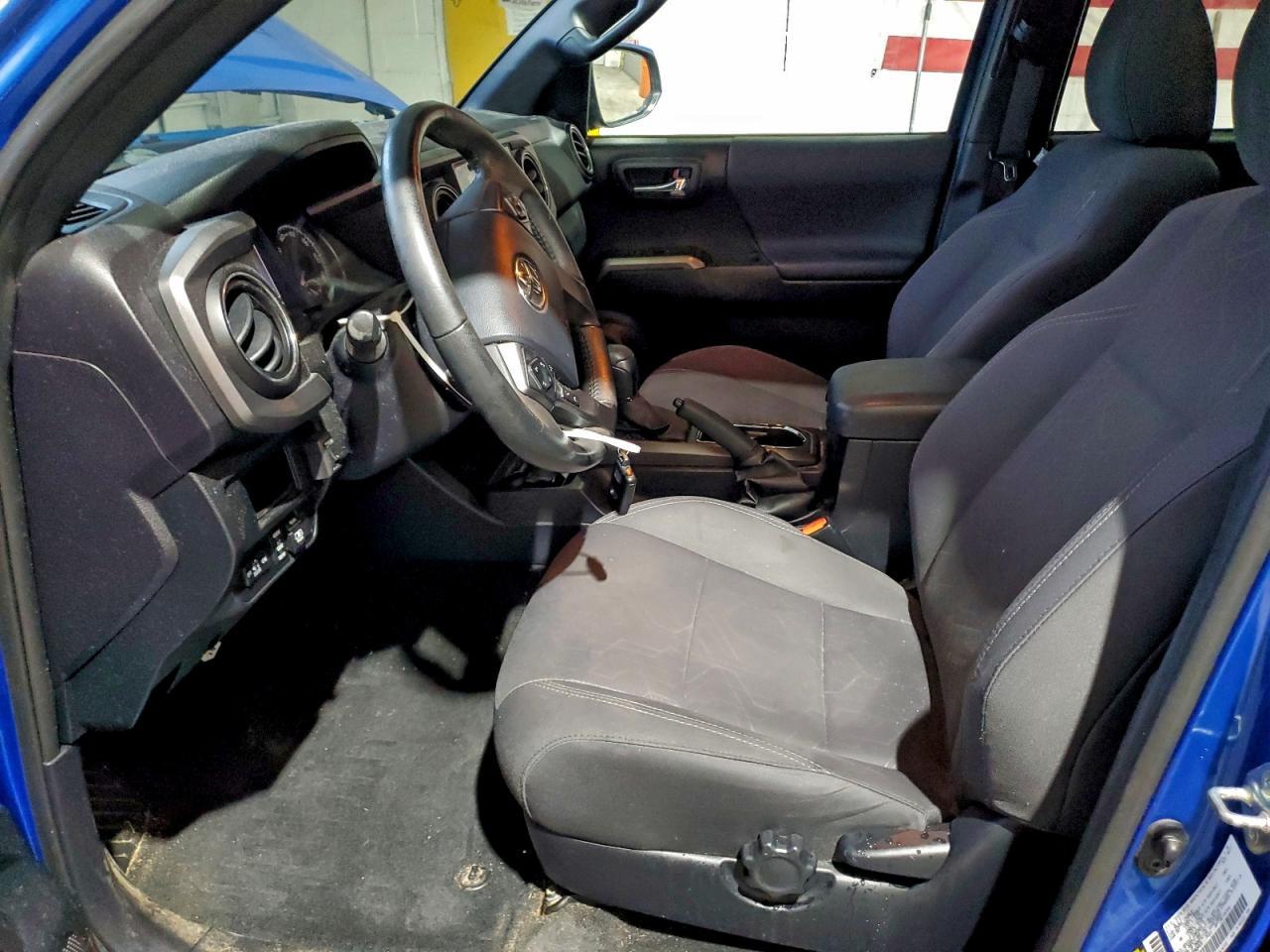 2017 Toyota Tacoma Double Cab - Image 7