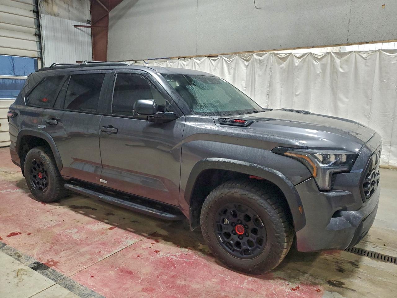 2024 Toyota Sequoia Sr5 - Фото 4