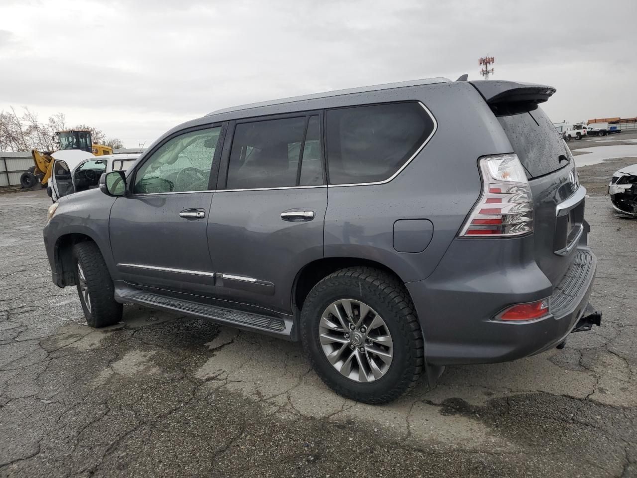 2015 Lexus Gx 460 Premium - Фото 2