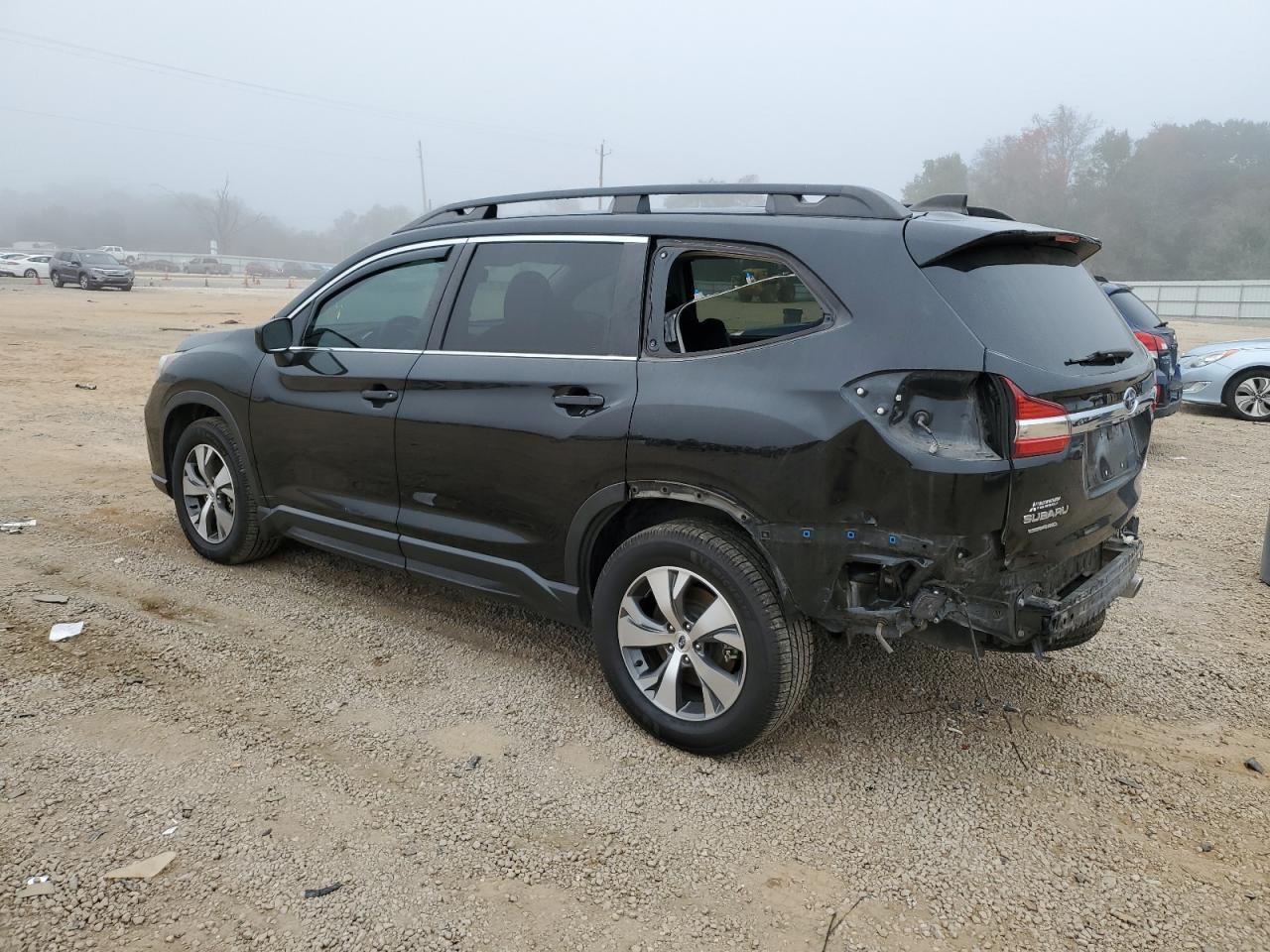 2021 Subaru Ascent Premium - Фото 2