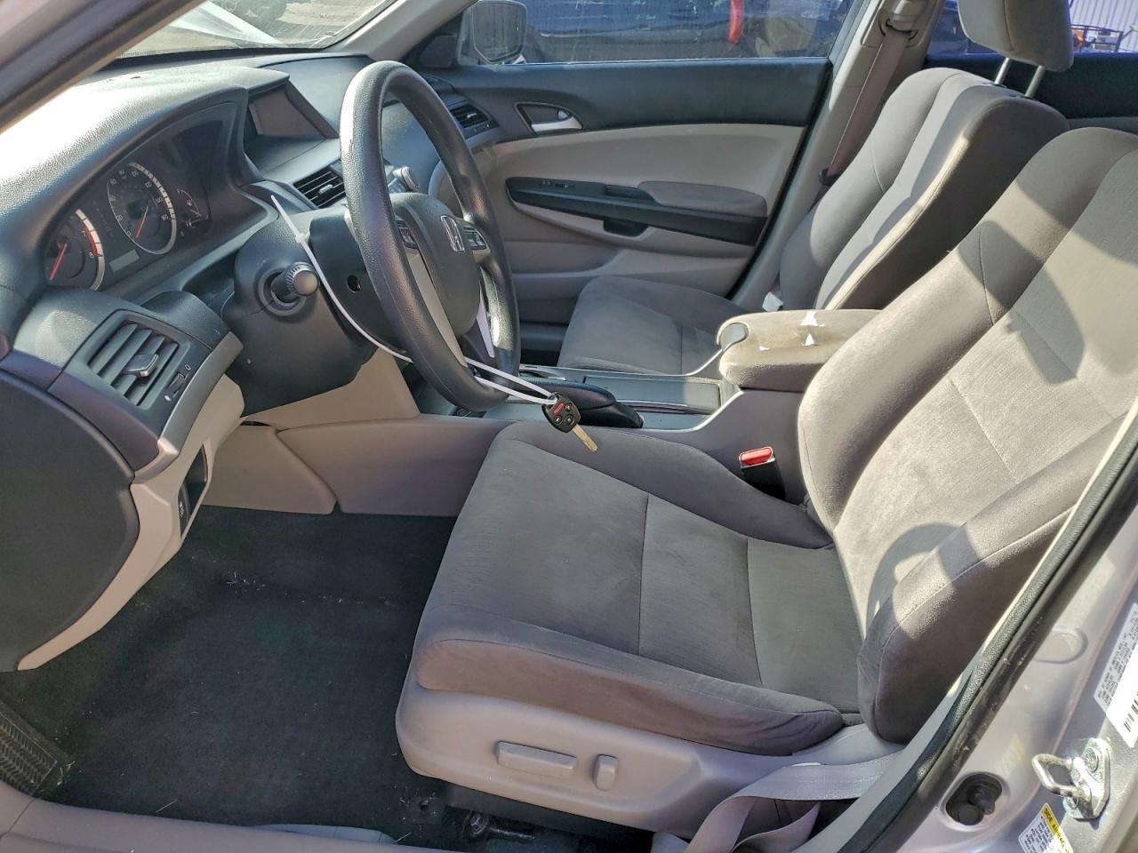 2011 Honda Accord Lxp - Фото 7