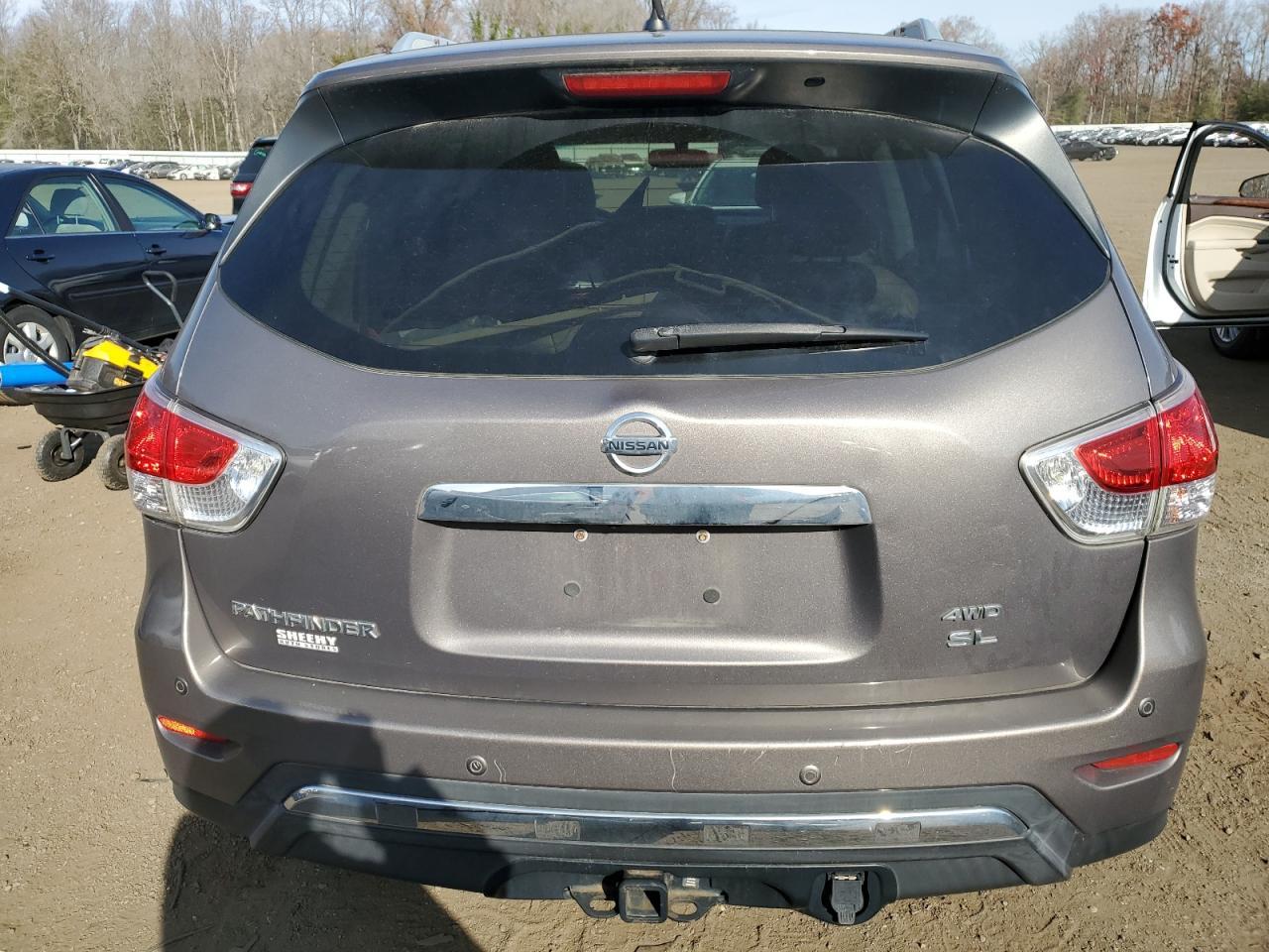 2013 Nissan Pathfinder S - Фото 6