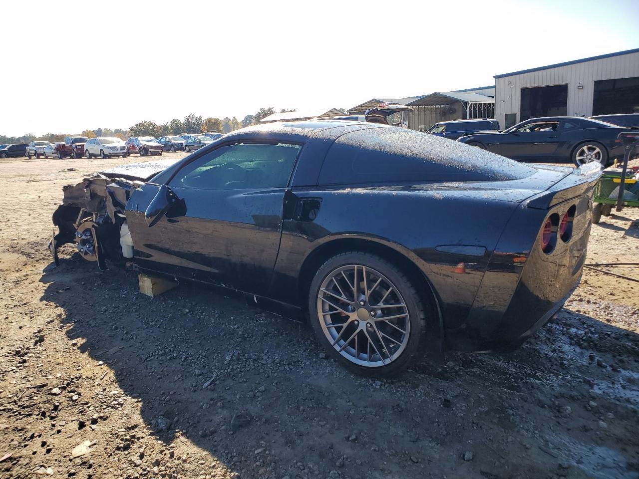 2008 Chevrolet Corvette - Фото 2