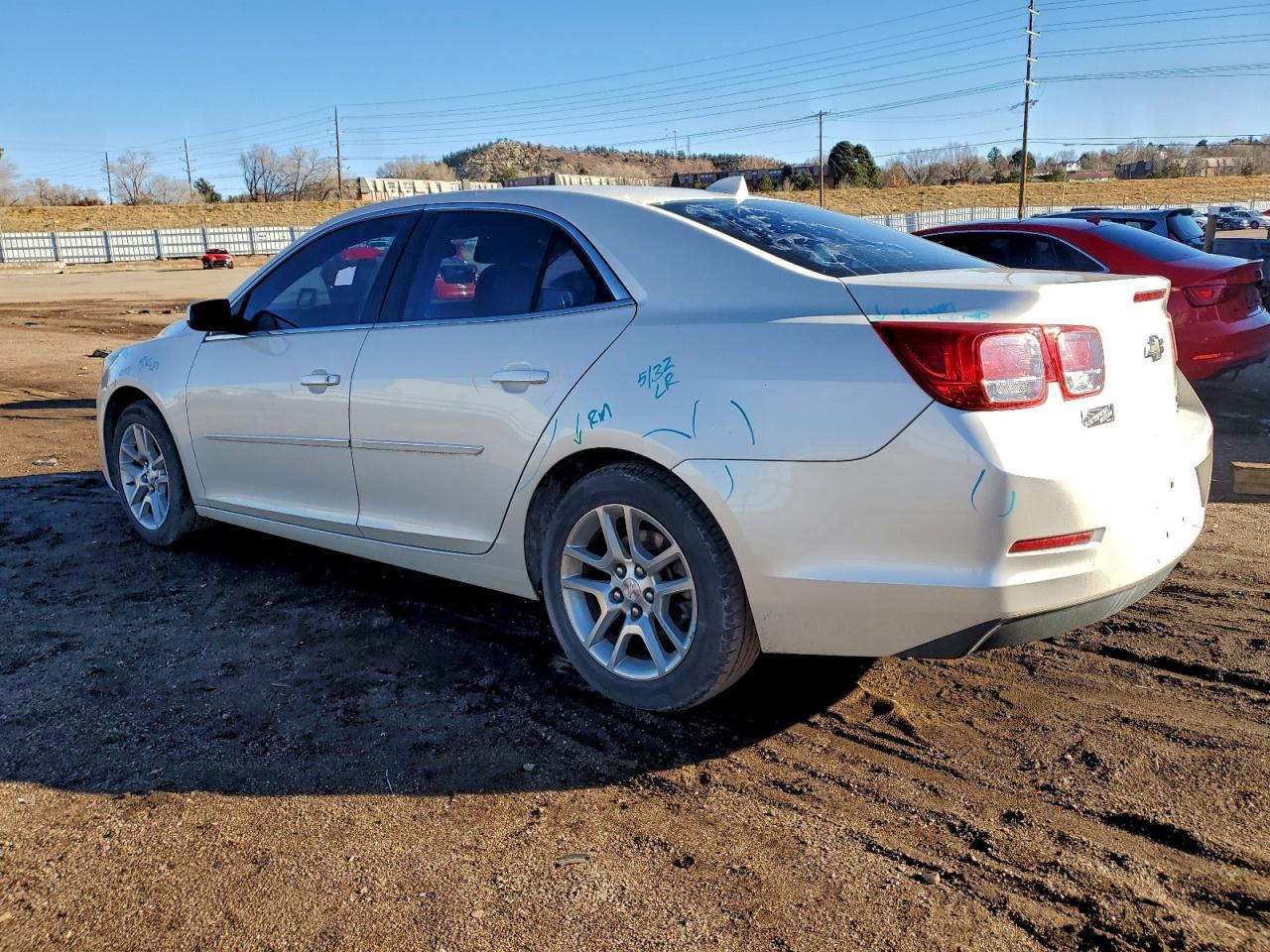 2013 Chevrolet Malibu 1Lt - Image 2