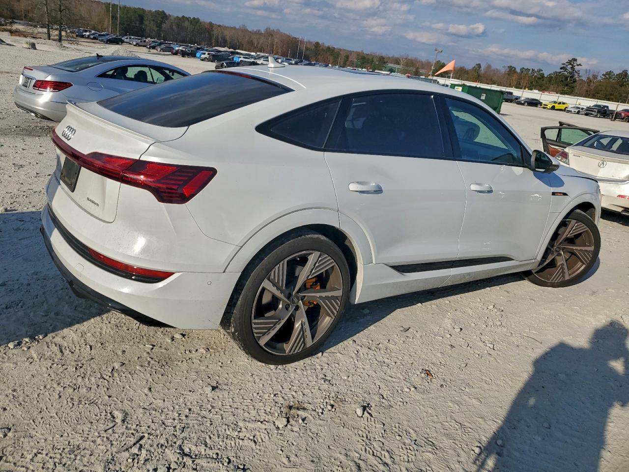 2022 Audi E-Tron Sportback Prestige - Фото 3