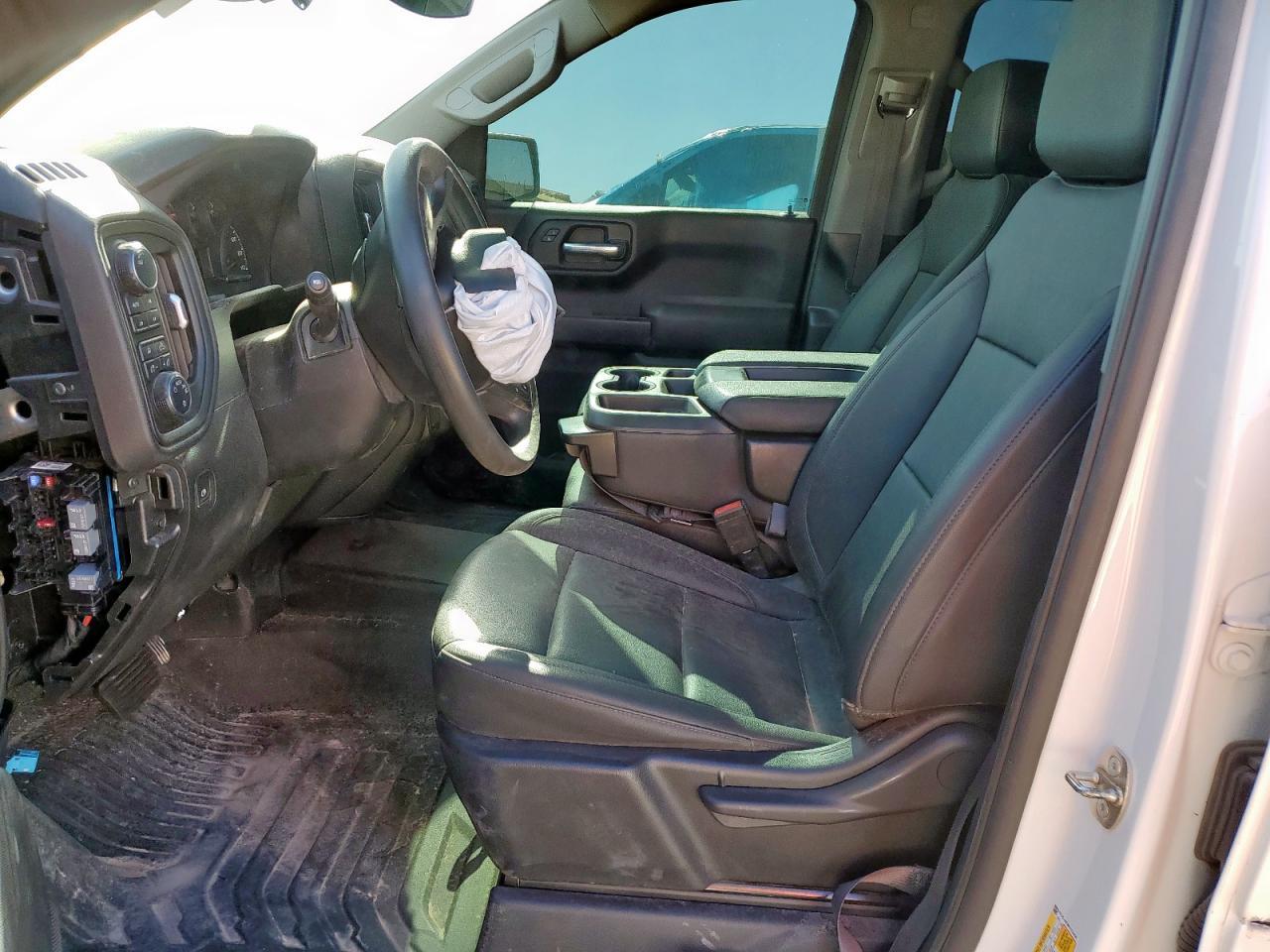 2023 Chevrolet Silverado K1500 - Image 7