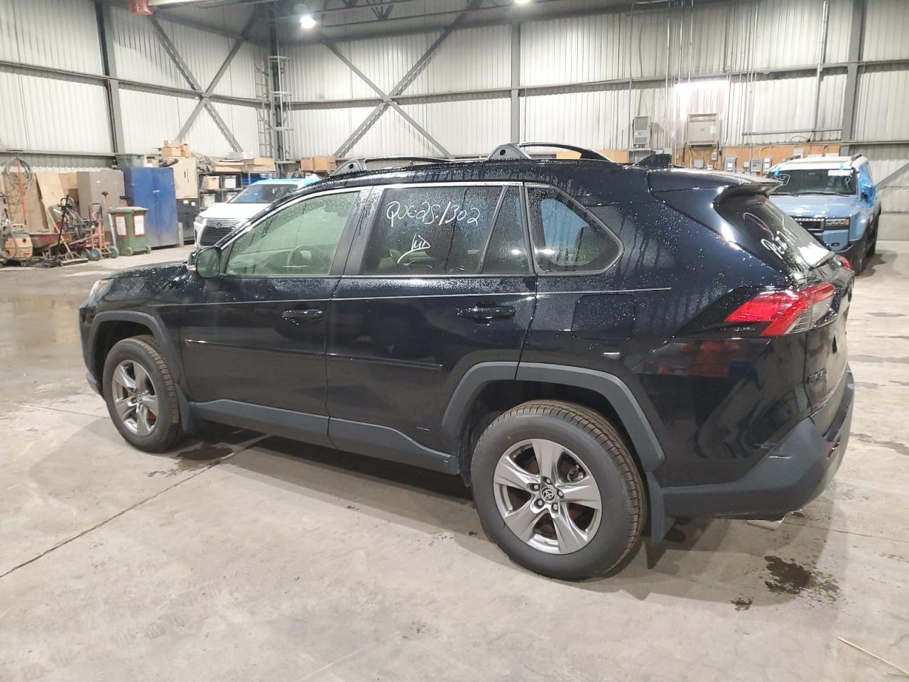 2022 Toyota Rav4 Xle - Фото 2