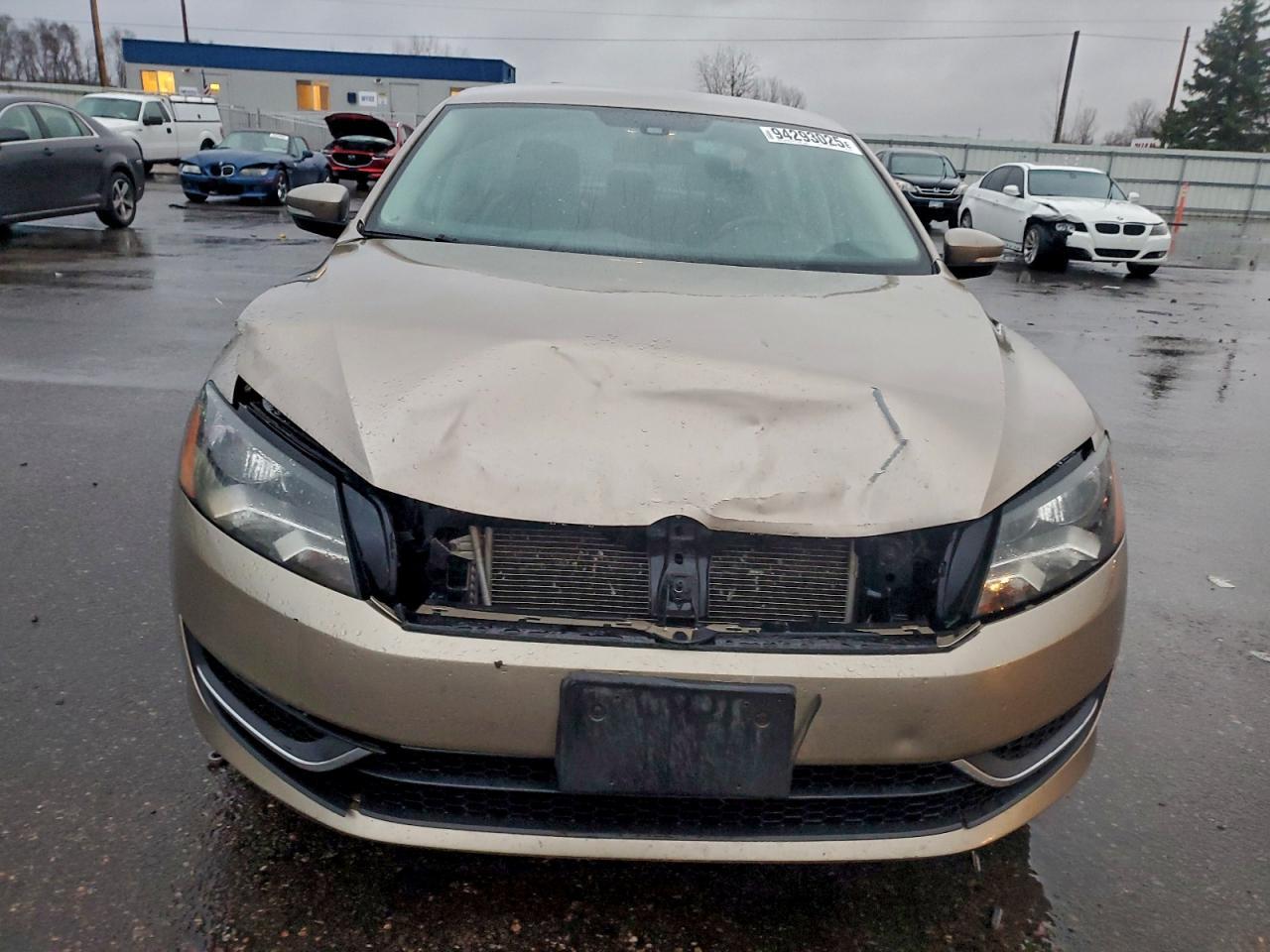2015 Volkswagen Passat S - Image 5