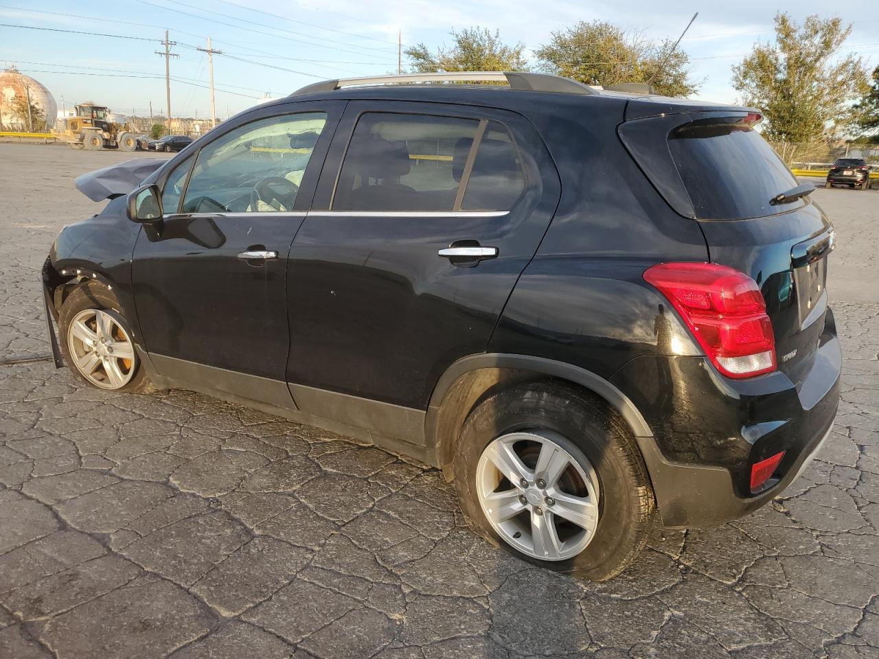 2019 Chevrolet Trax 1Lt - Image 2