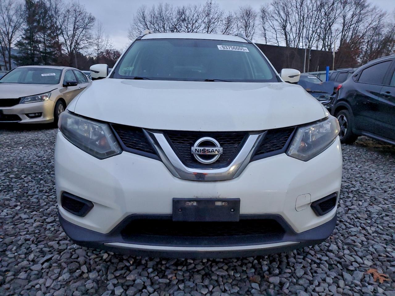 2016 Nissan Rogue S - Image 5