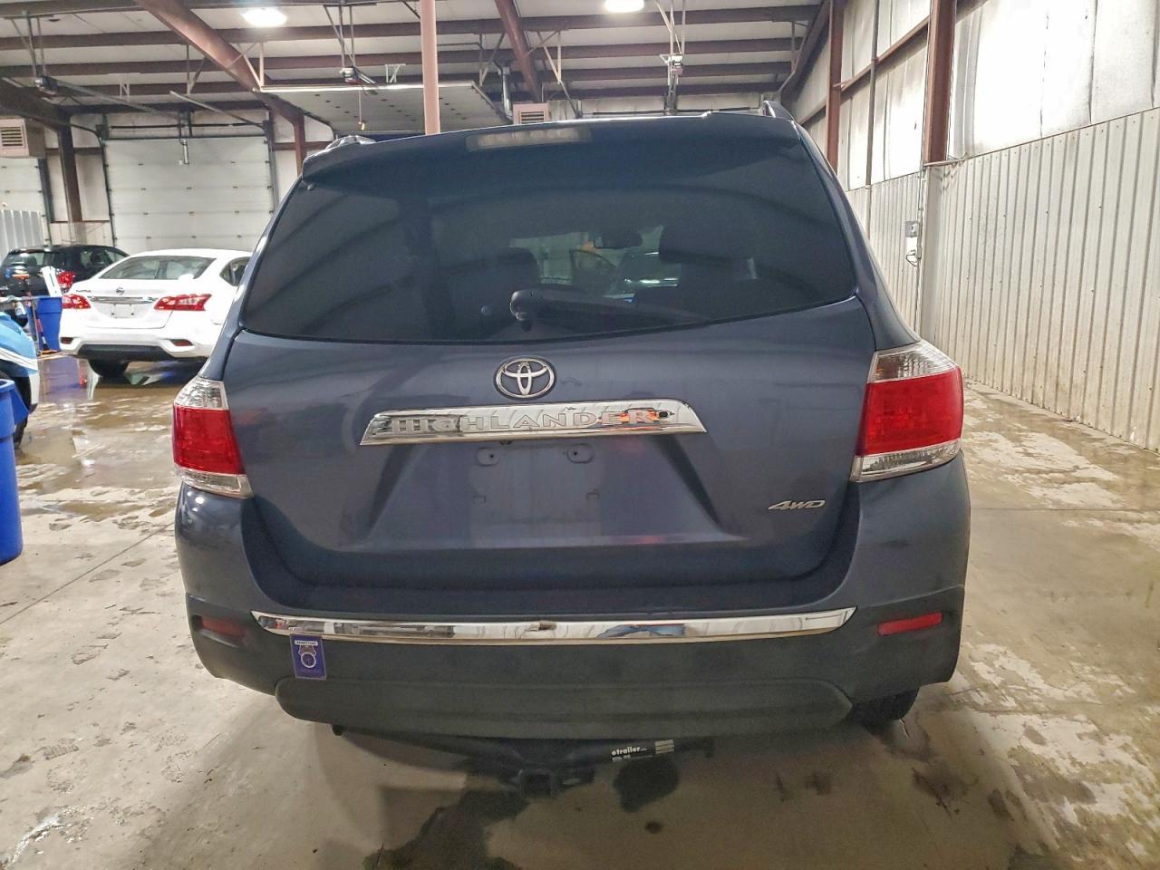 2012 Toyota Highlander Base - Фото 6