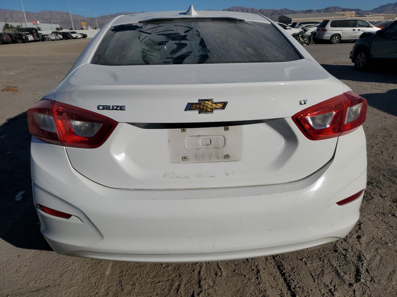 2017 Chevrolet Cruze Lt - Image 6