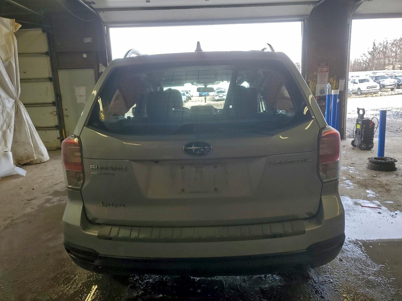 2018 Subaru Forester 2.5I - Image 6