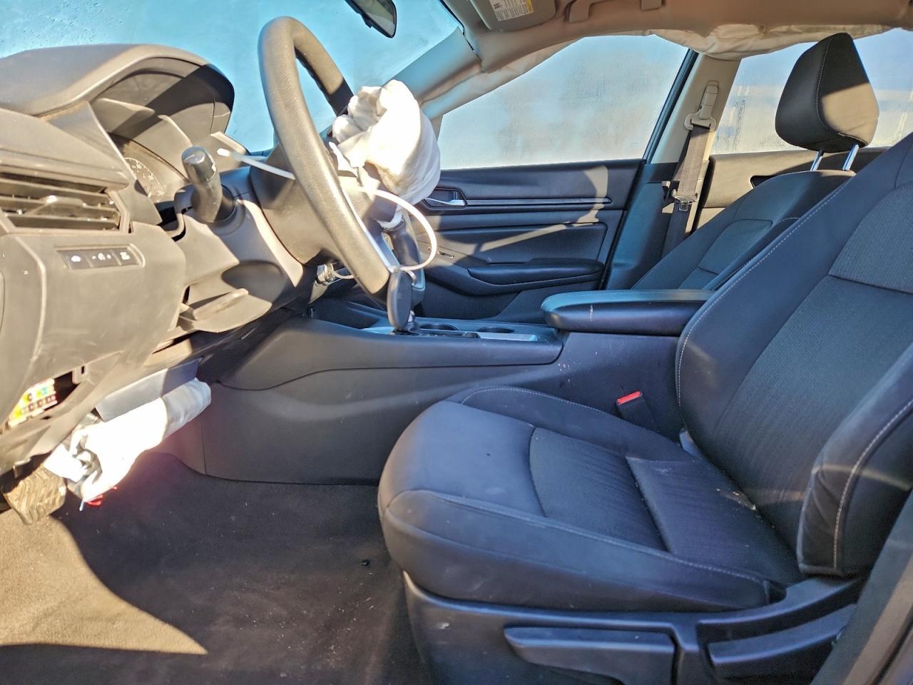 2022 Nissan Altima S - Фото 7