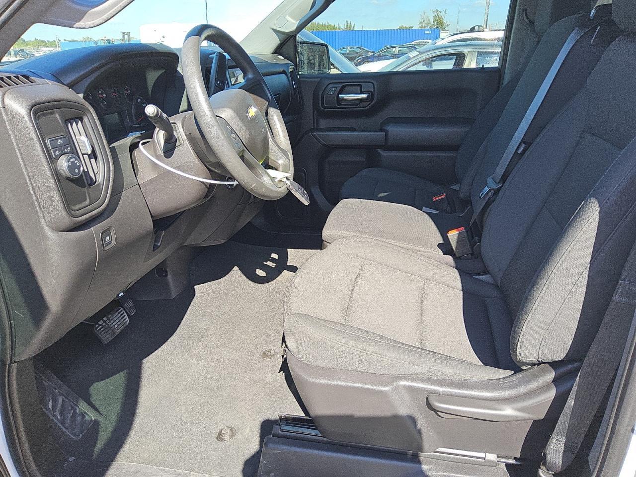 2024 Chevrolet Silverado C1500 - Фото 7