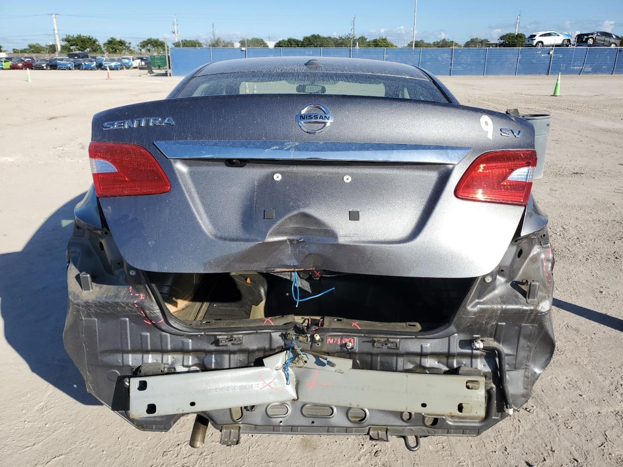 2017 Nissan Sentra S - Image 6