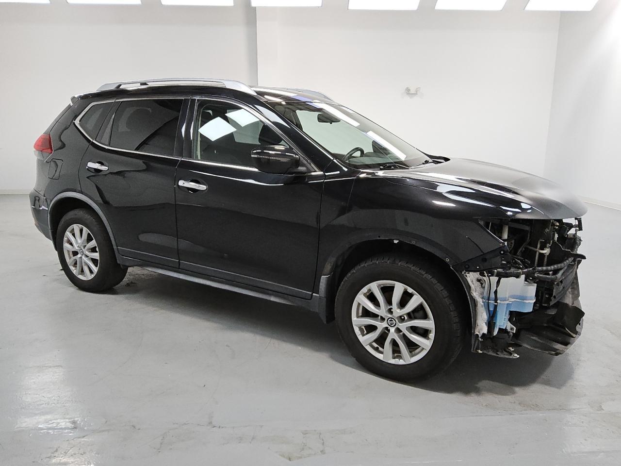 2018 Nissan Rogue S - Фото 4