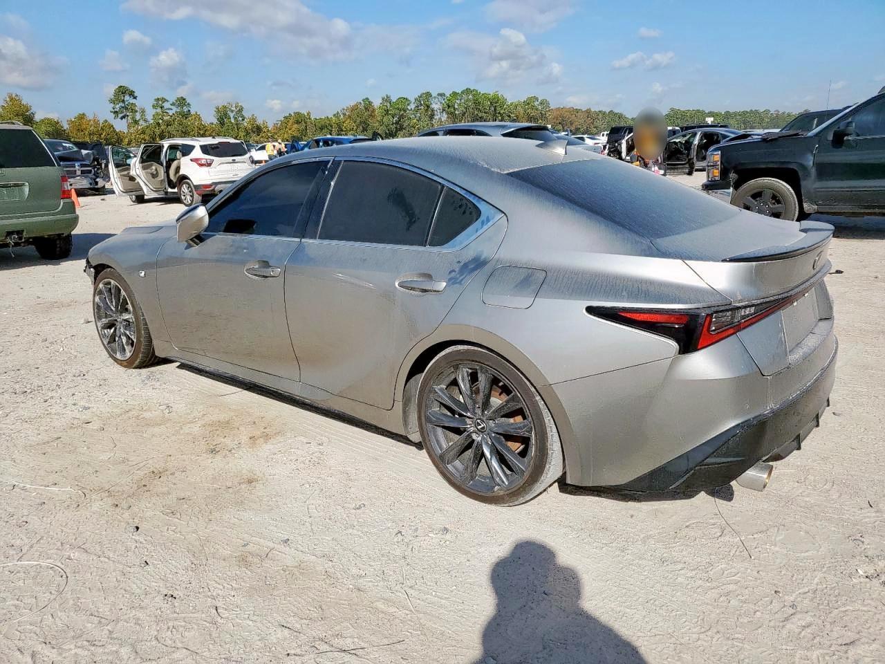 2023 Lexus Is 350 F Sport Design - Image 2