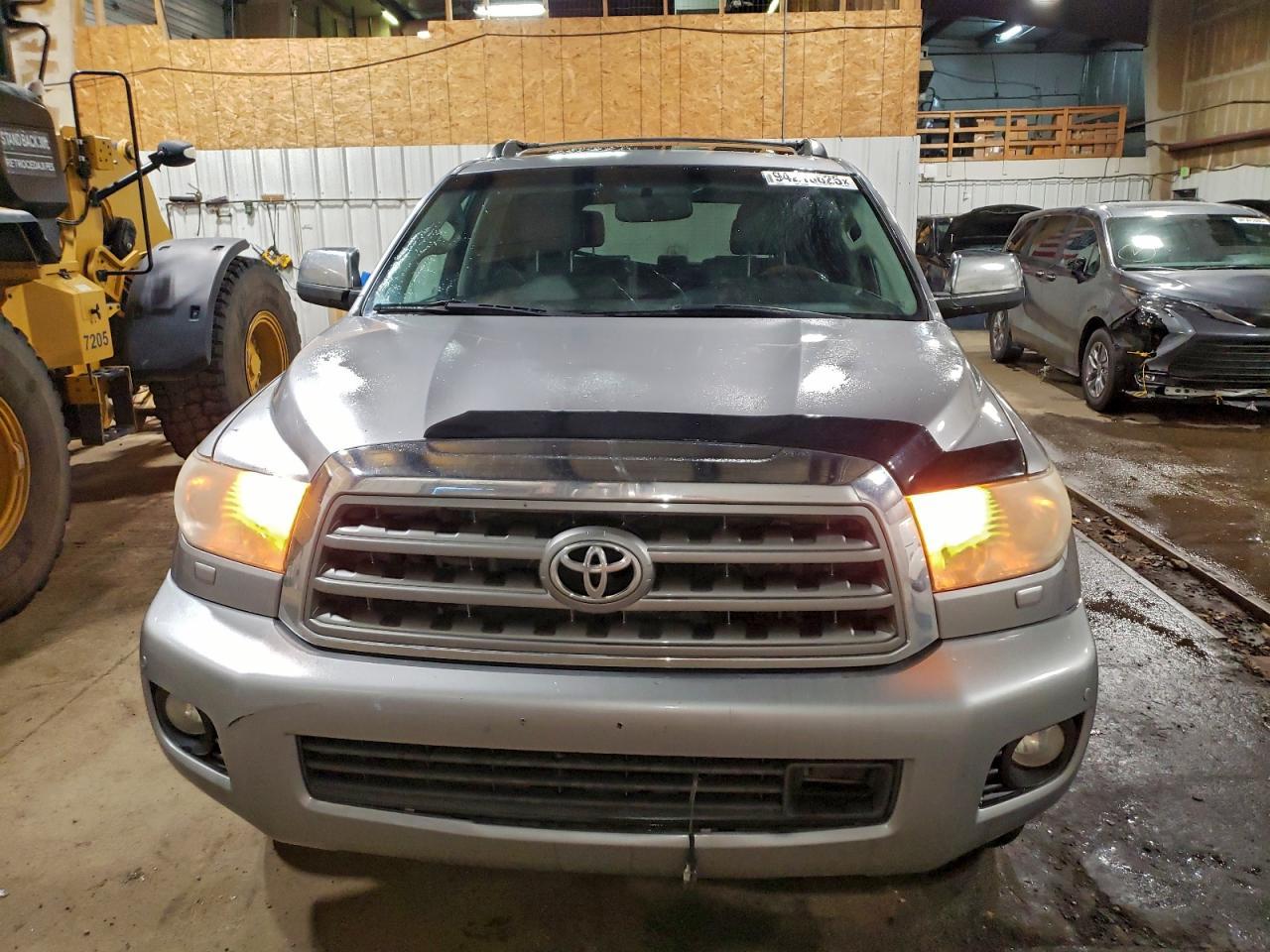 2010 Toyota Sequoia Platinum - Фото 5