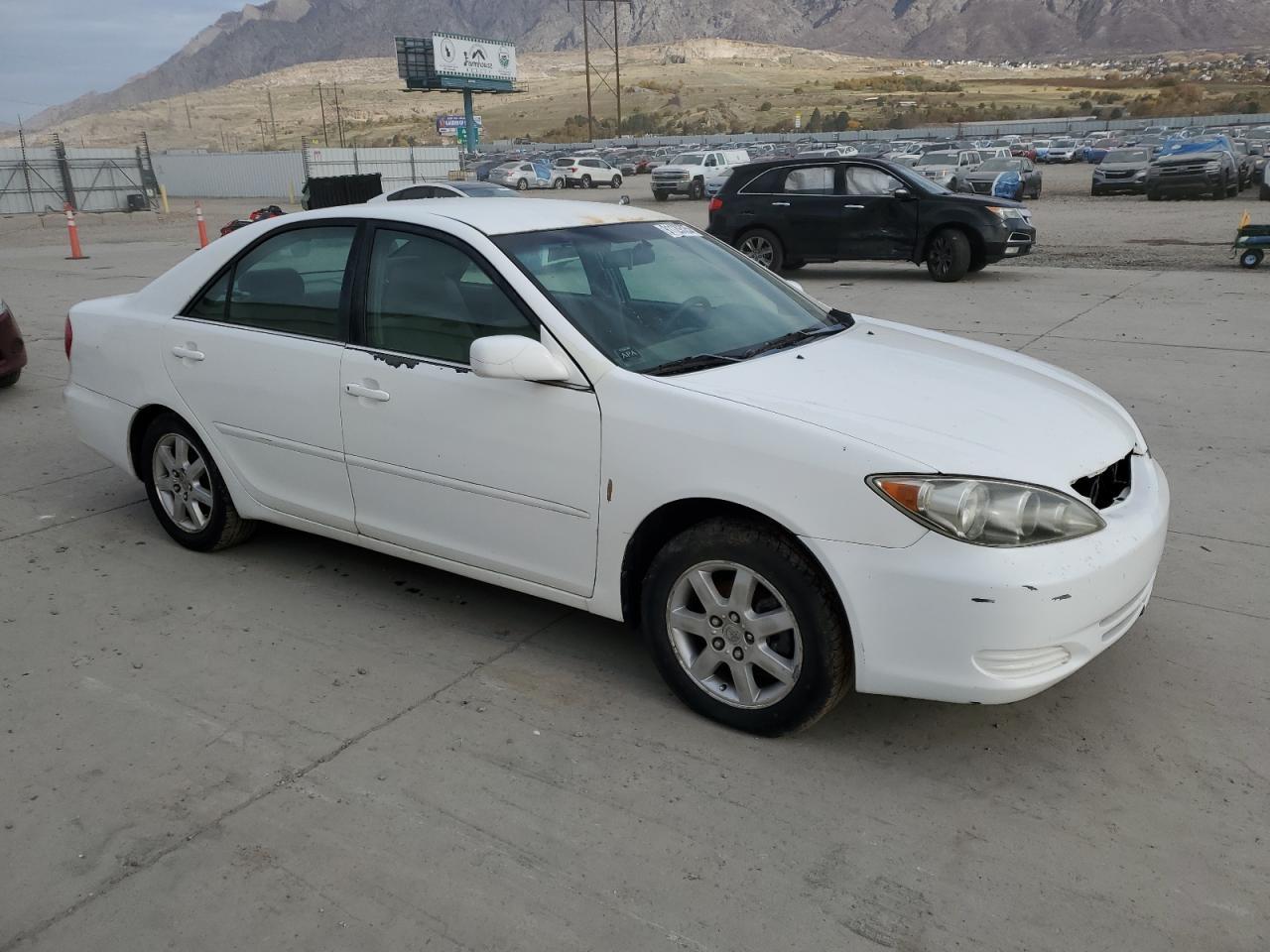 2011 Toyota Camry Le - Фото 4