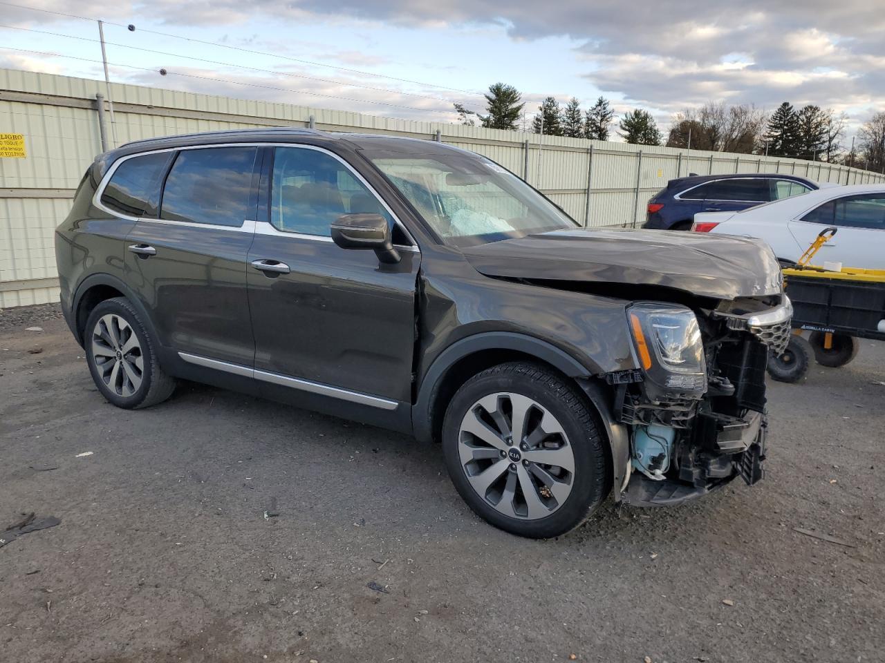 2020 Kia Telluride S - Фото 4