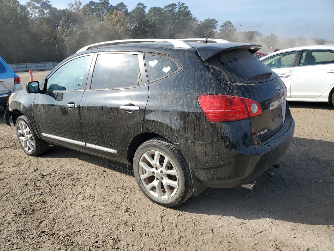 2013 Nissan Rogue S - Фото 2