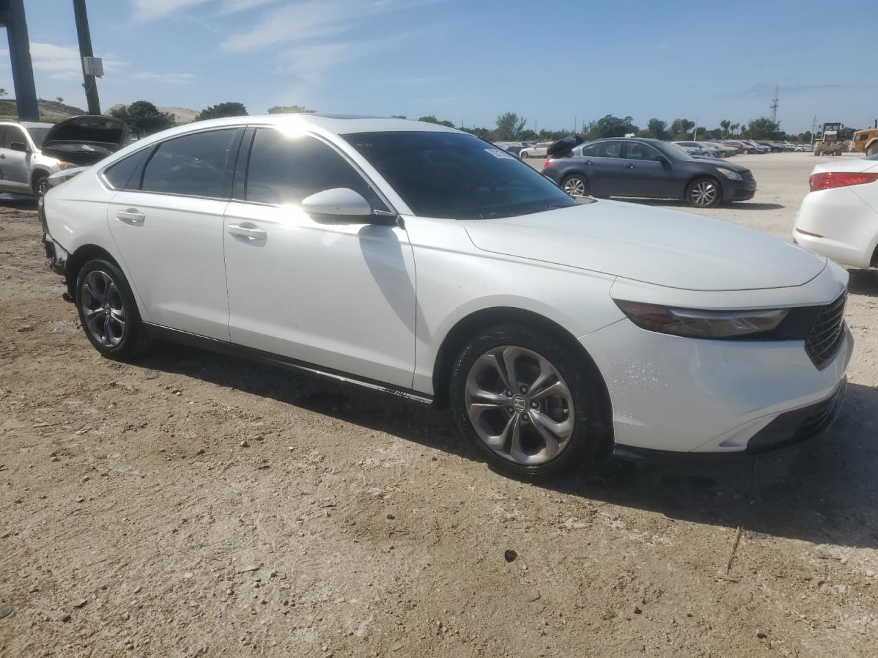 2023 Honda Accord Ex - Фото 4