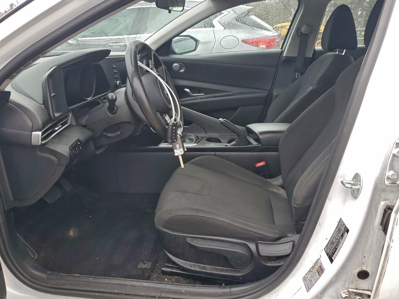 2021 Hyundai Elantra Se - Фото 7