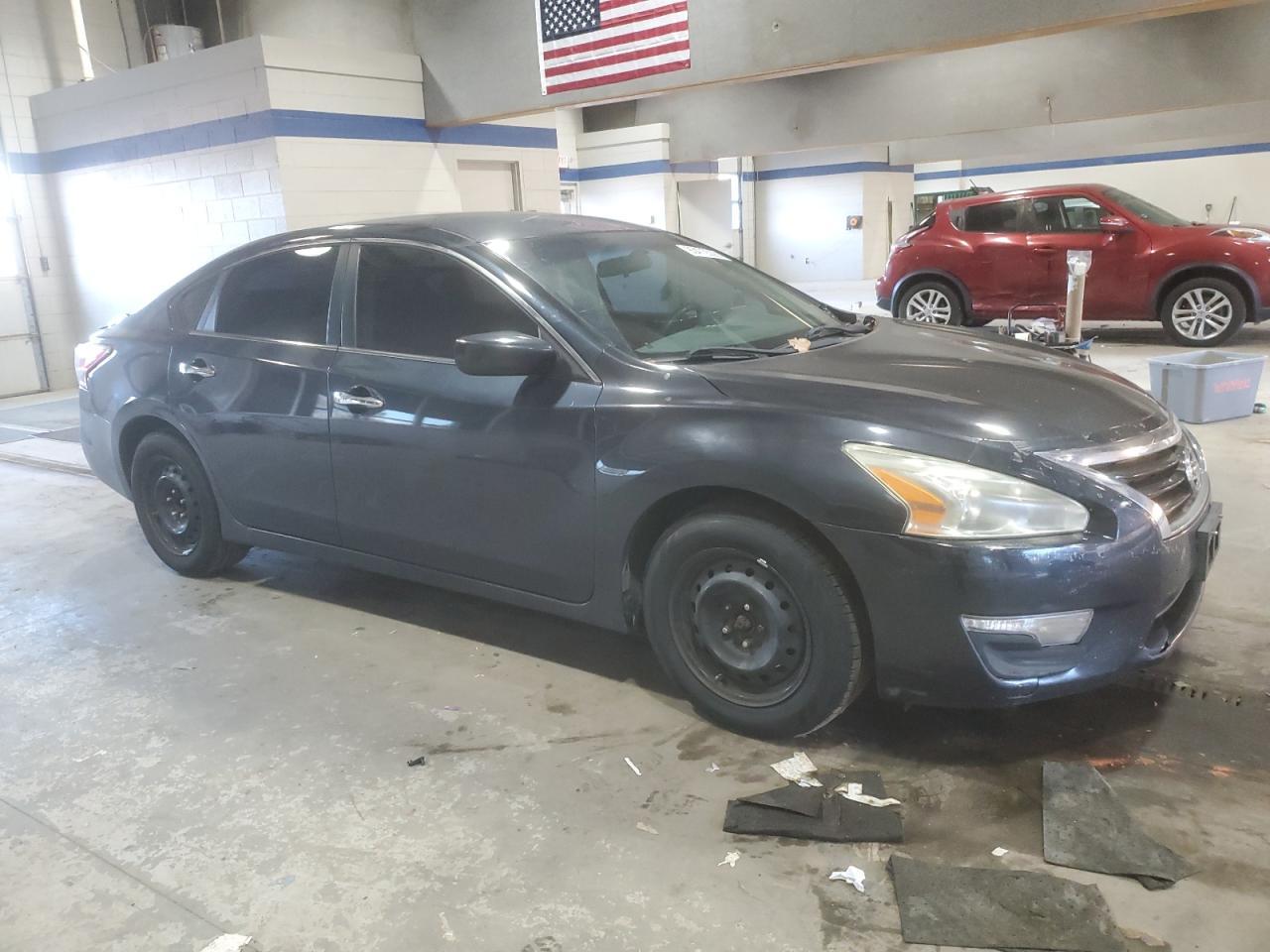 2013 Nissan Altima 2.5 - Фото 4