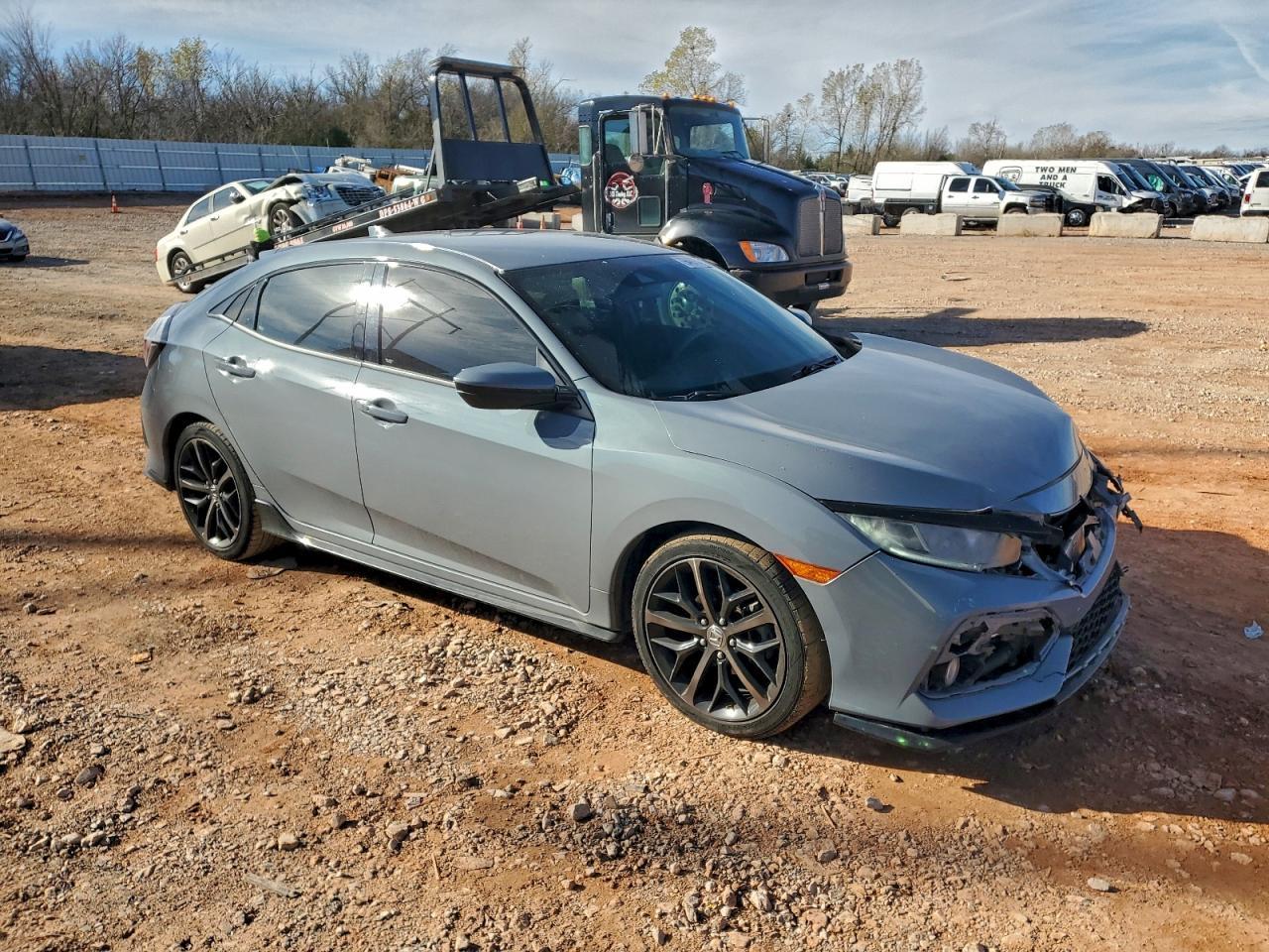 2021 Honda Civic Sport - Фото 4