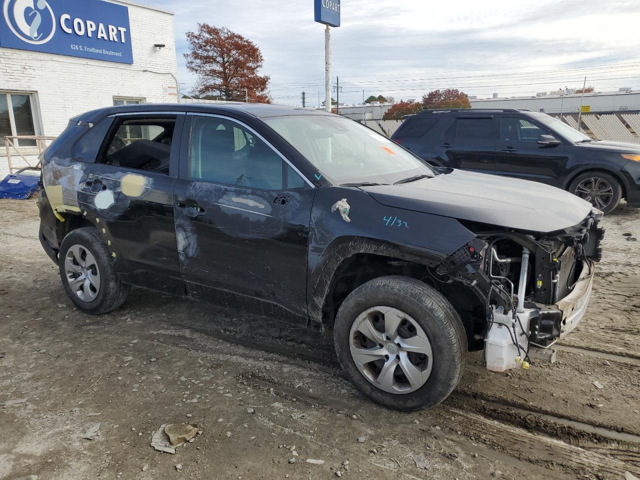 2022 Toyota Rav4 Le - Фото 4