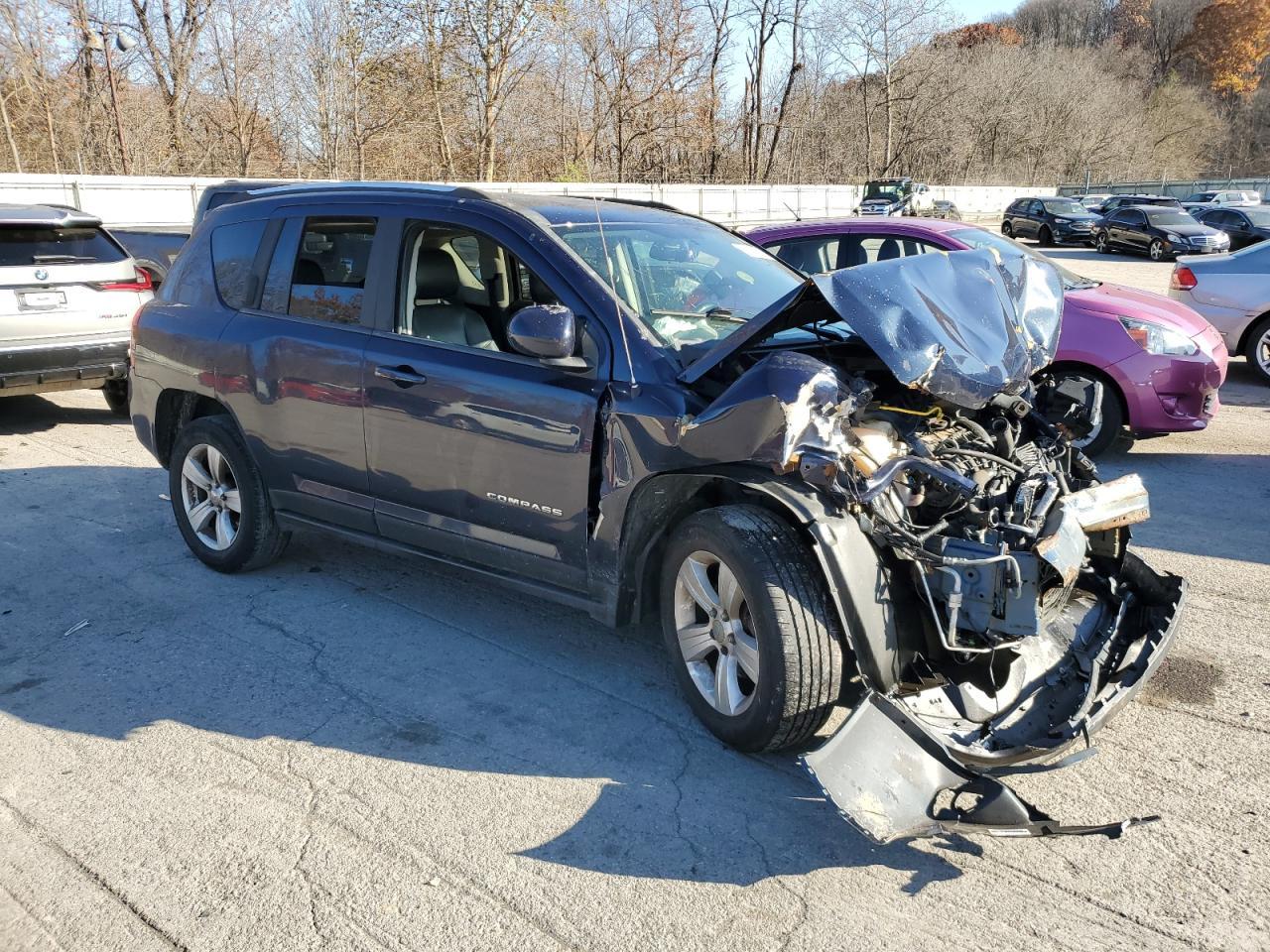 2014 Jeep Compass Latitude - Фото 4