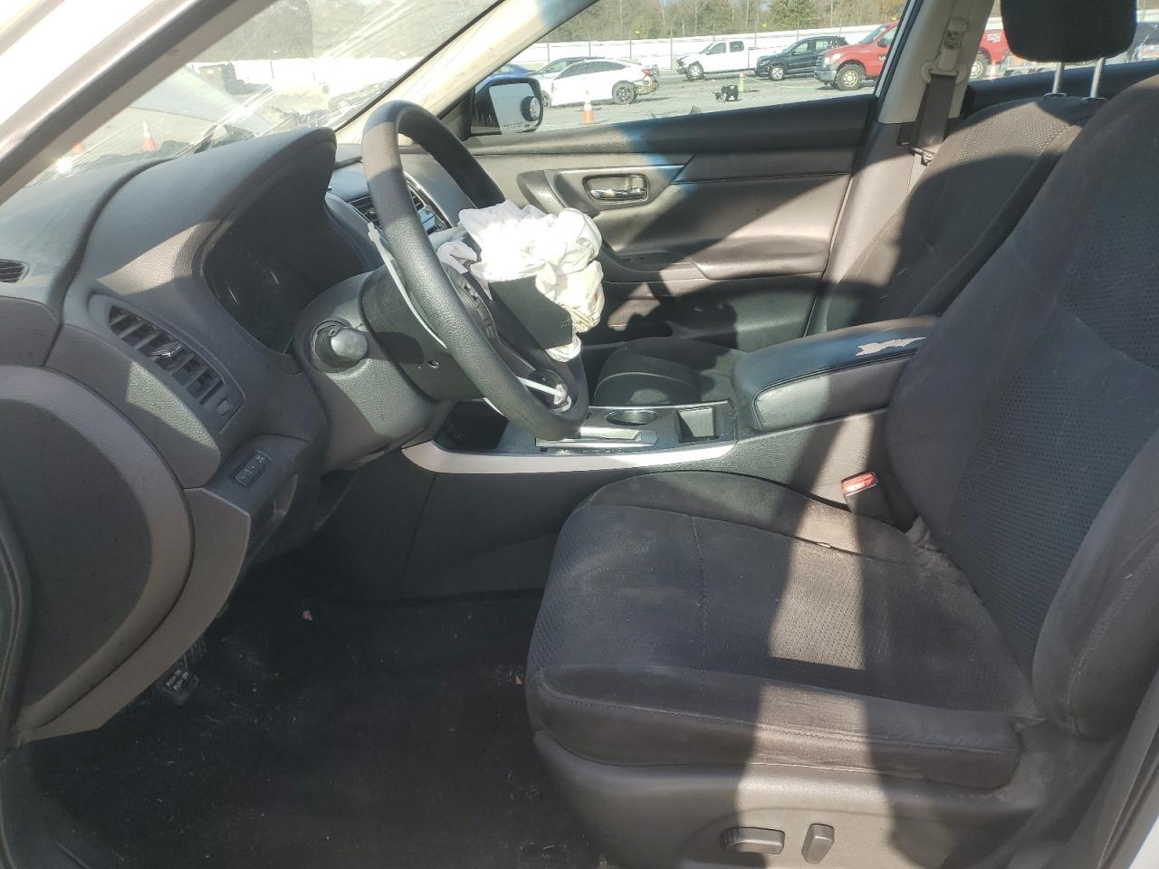 2015 Nissan Altima 2.5 - Фото 7