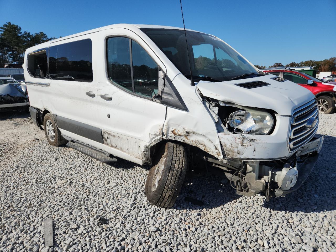 2016 Ford Transit T-150 - Image 4