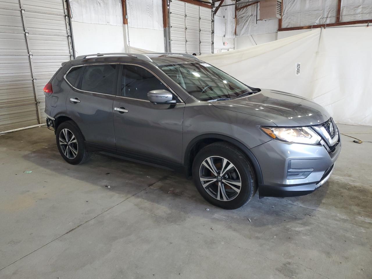2019 Nissan Rogue S - Фото 4