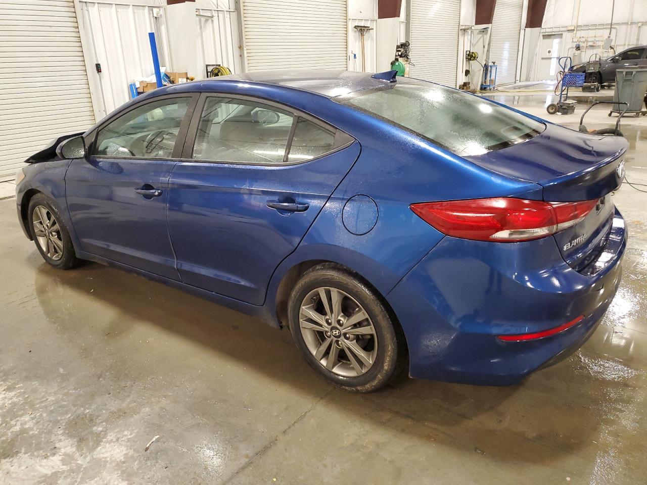 2018 Hyundai Elantra Sel - Фото 2