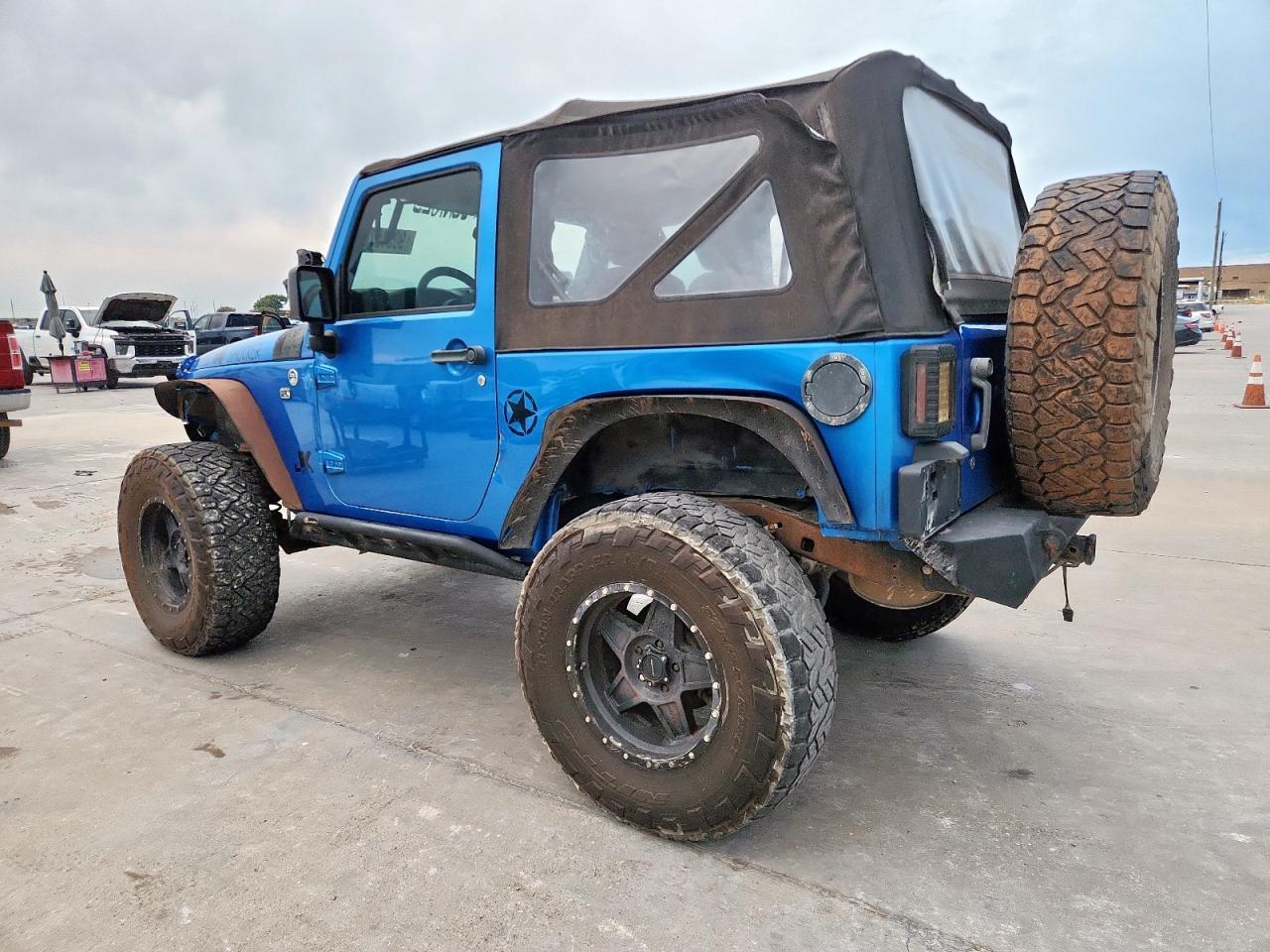 2015 Jeep Wrangler Rubicon - Фото 2