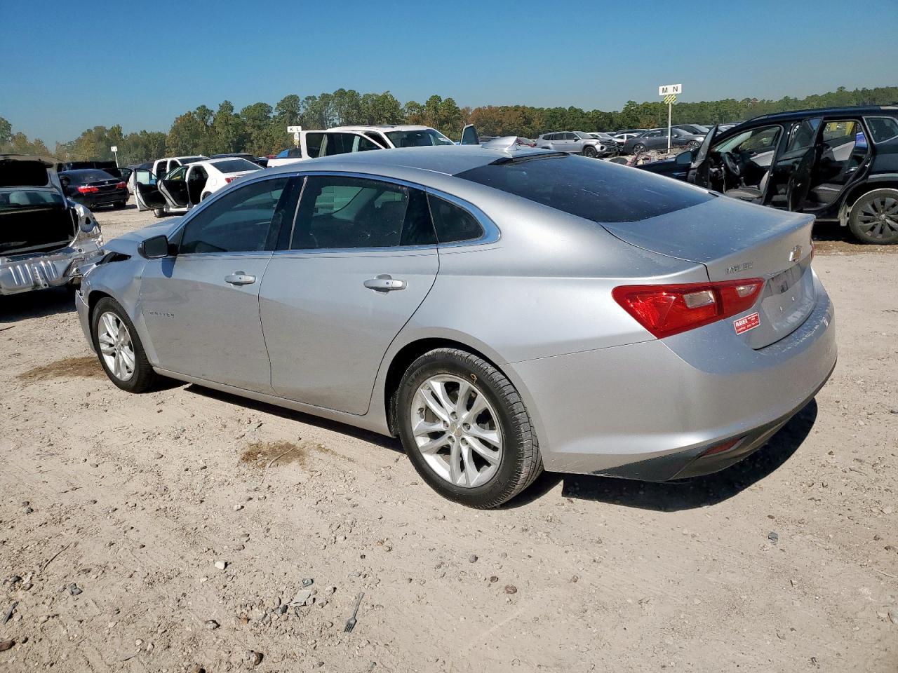 2018 Chevrolet Malibu Lt - Фото 2